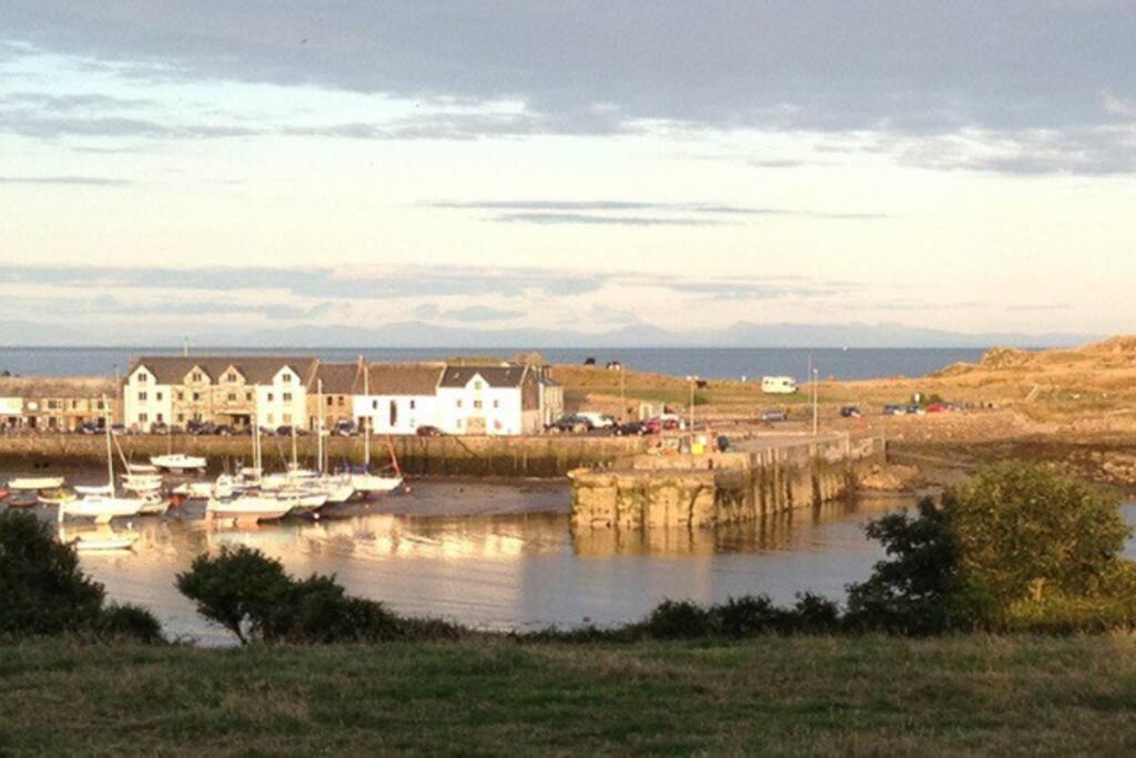 Isle of Whithorn 3 Bedroom Townhouse Right On The Harbour מראה חיצוני תמונה