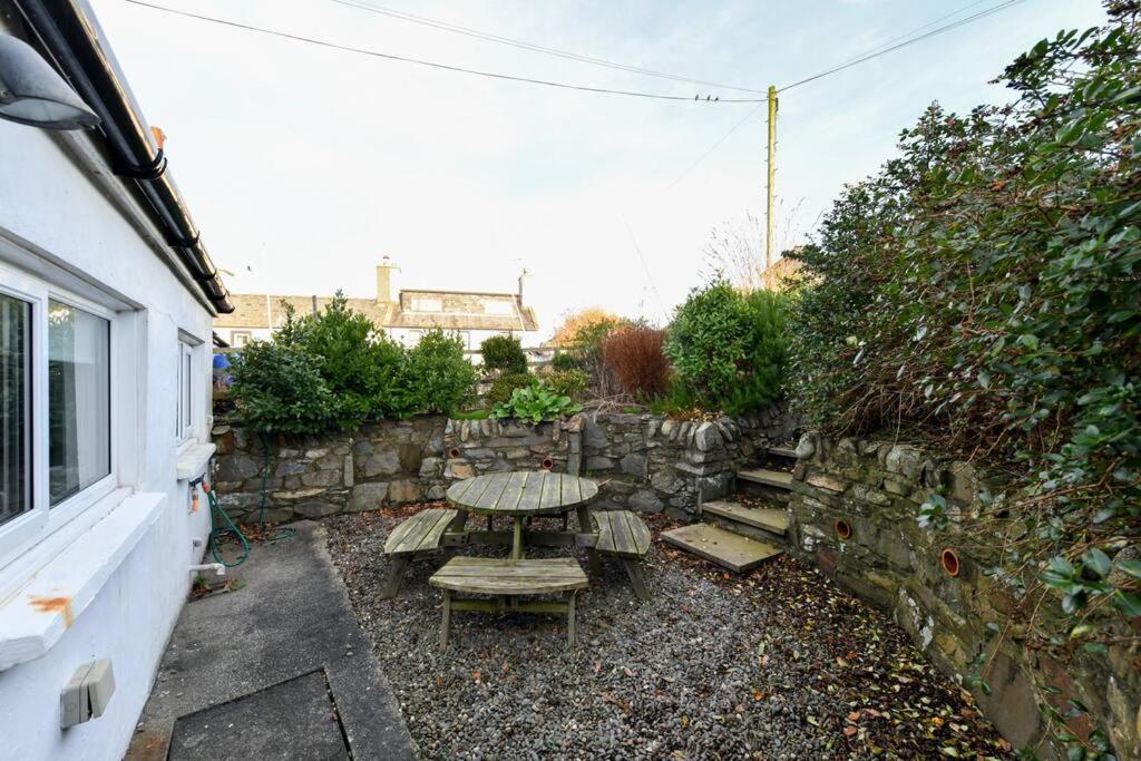 Isle of Whithorn 3 Bedroom Townhouse Right On The Harbour מראה חיצוני תמונה