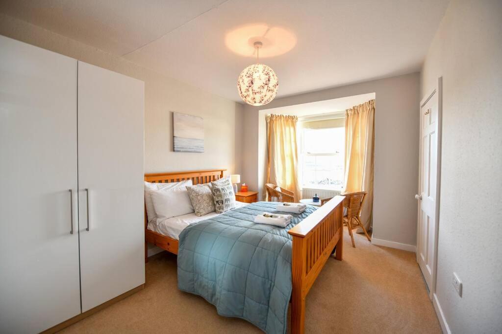 Isle of Whithorn 3 Bedroom Townhouse Right On The Harbour מראה חיצוני תמונה