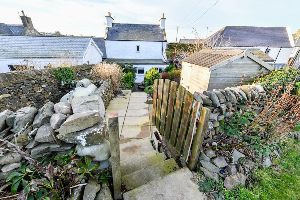 Isle of Whithorn 3 Bedroom Townhouse Right On The Harbour מראה חיצוני תמונה