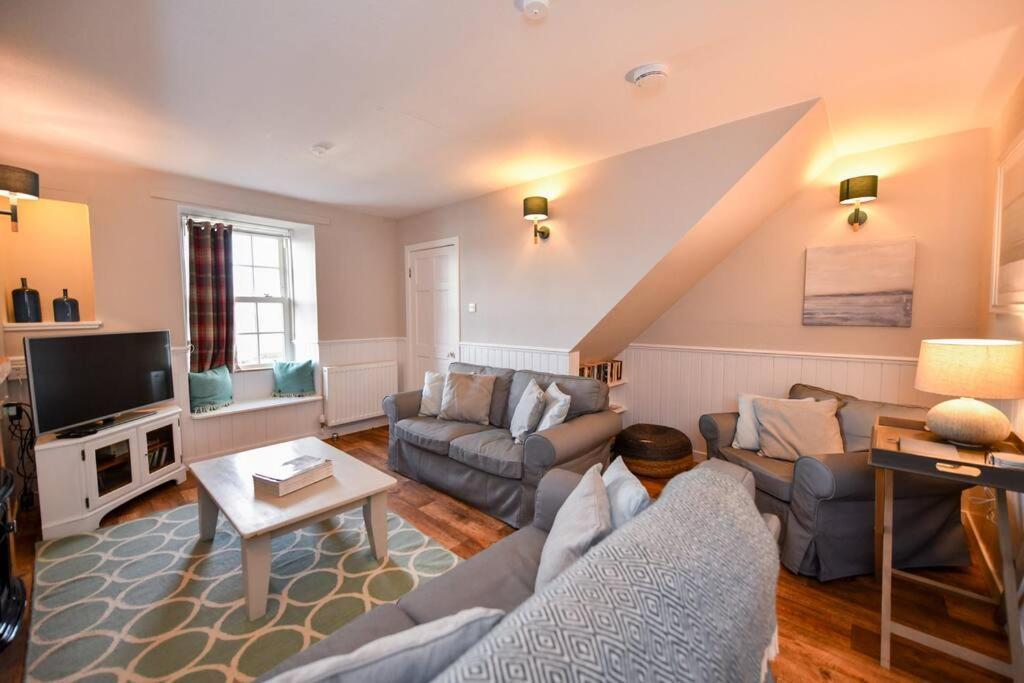 Isle of Whithorn 3 Bedroom Townhouse Right On The Harbour מראה חיצוני תמונה