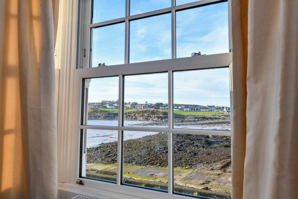 Isle of Whithorn 3 Bedroom Townhouse Right On The Harbour מראה חיצוני תמונה