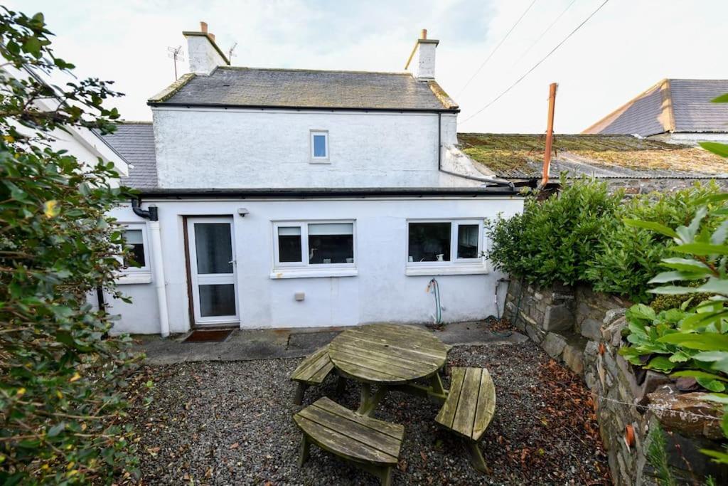 Isle of Whithorn 3 Bedroom Townhouse Right On The Harbour מראה חיצוני תמונה